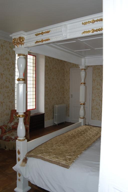 Saint-Séverin Le Chalet De Luxe B&B 객실 사진